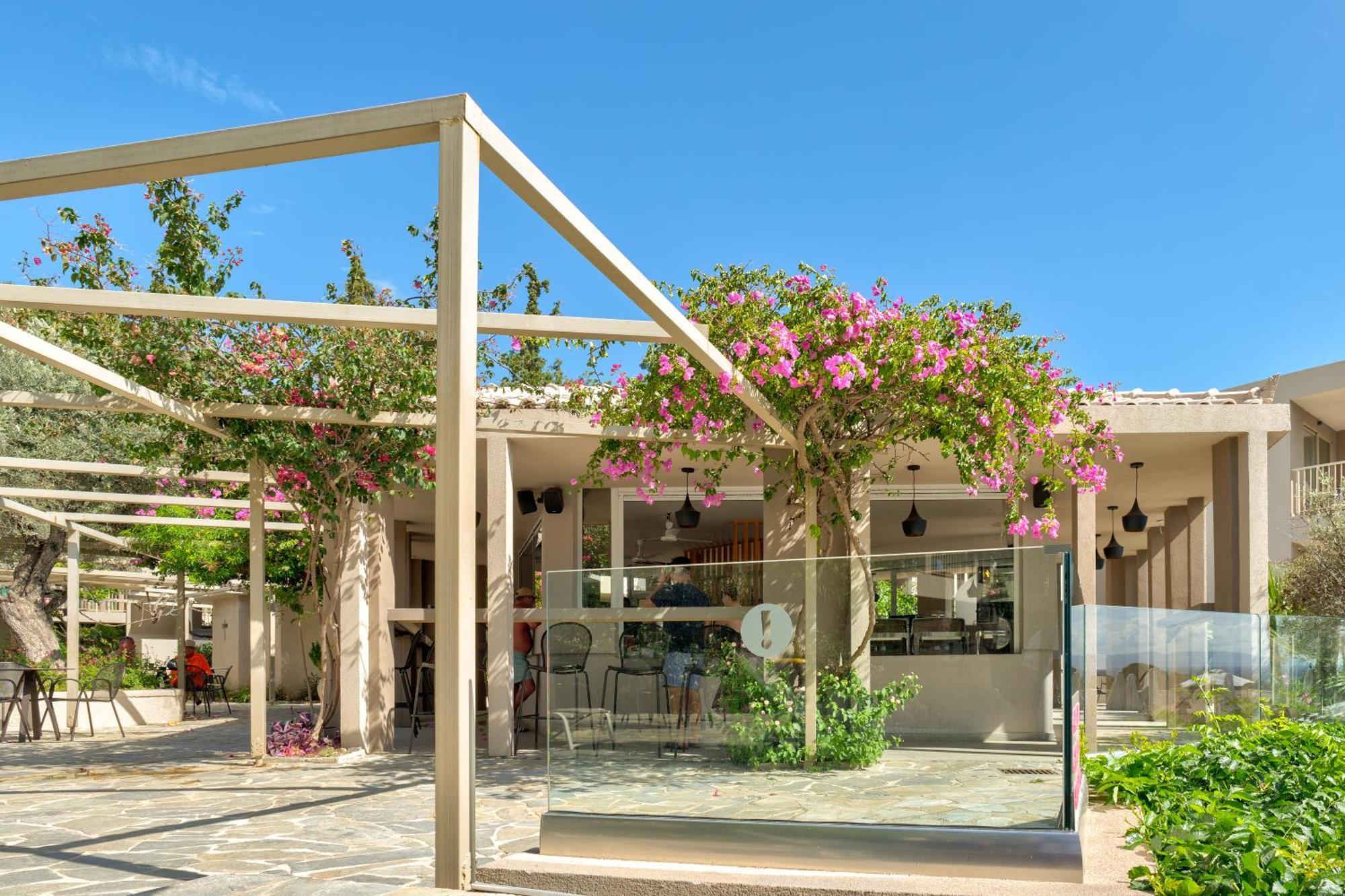Отель White Olive Premium Lindos Pefki  Экстерьер фото